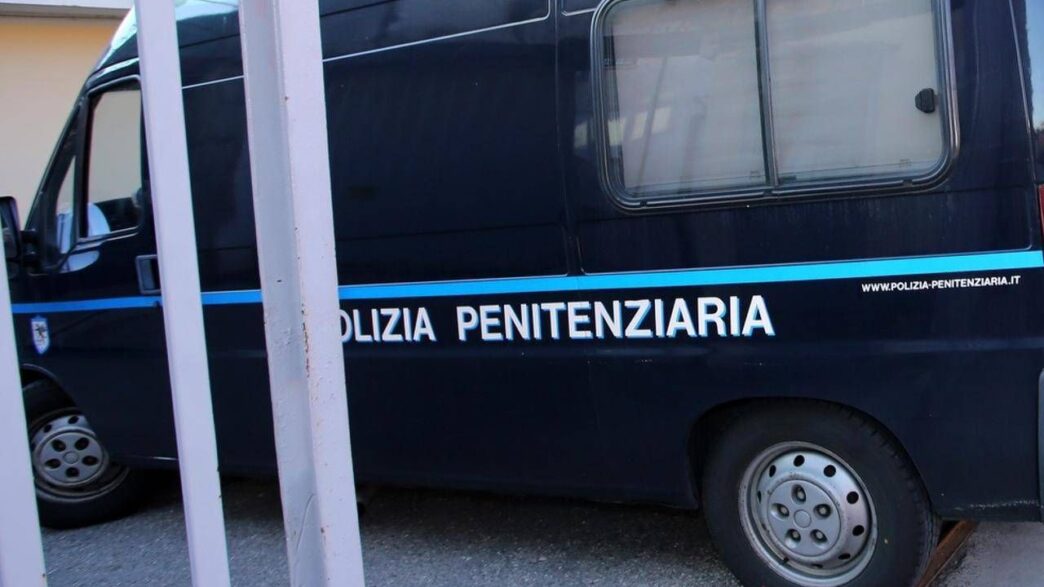 Aggressione A Un Agente Di Pol