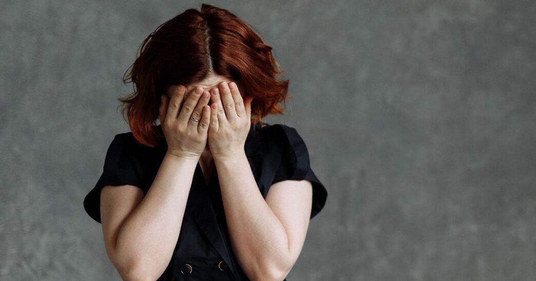 Aggressione Con Acido Cloridri