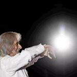 Alessandro Bergonzoni Lancia Un’Esercitazione Sonora Per Far Vivere La Guerra Di Gaza E Altre Crisi Internazionali