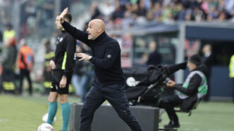 Allenamento Dei Rossoblc3B9 Di Fi