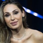 Anna Tatangelo Racconta La Vita Privata E La Carriera A Verissimo: Famiglia, Amore E Musica