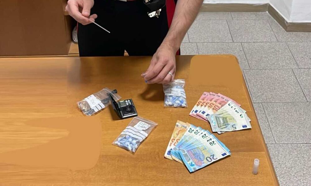 Arrestato A Latina 20Enne Con