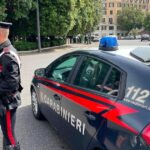 Arrestato A Settimo Torinese Un Uomo Con Coltello A Serramanico Dopo Furto In Un Centro Commerciale