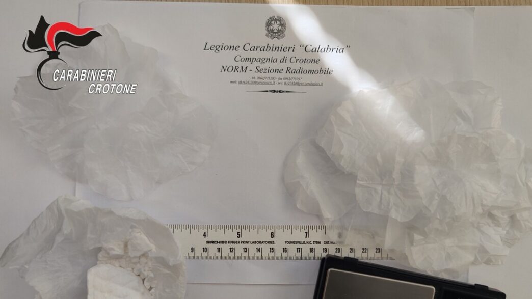 Arrestato A Crotone Uomo Ai Do