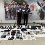 Arrestato Ad Aprilia Un Cittadino Spagnolo Con Arsenale Di Armi Da Guerra E Sostanze Stupefacenti