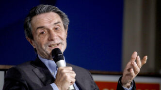 Attilio Fontana3A La Legc3A0 Resta
