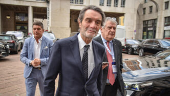 Attilio Fontana Valuta Un Terz