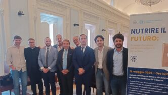 Aumentano Povertc3A0 E Sprechi Al