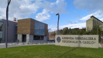 Autorizzato Le28099Uso Del Radiofar