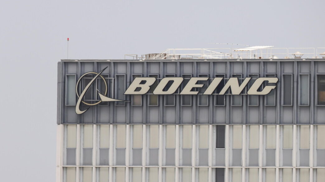 Boeing E Il Dipartimento Di Gi