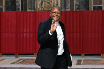 Cardinale Fridolin Ambongo Bes
