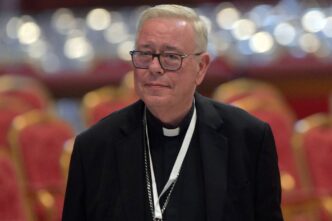 Cardinale Jean Claude Holleric