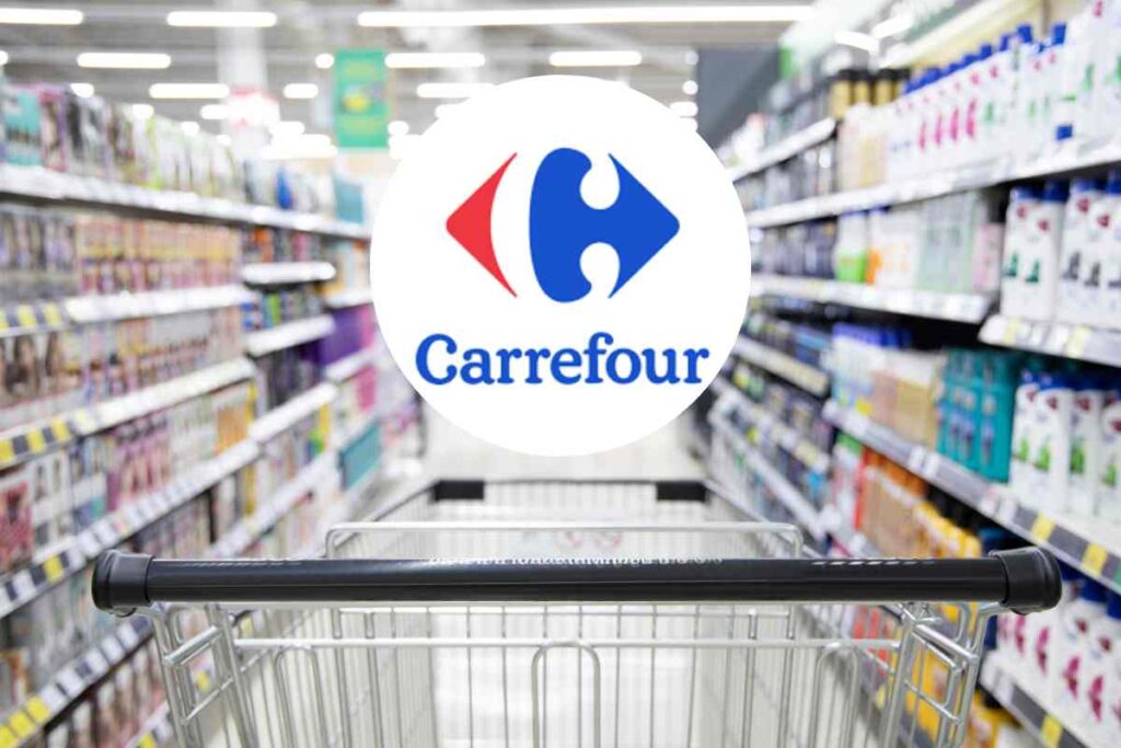 Carrefour, zainetto perfetto per viaggi aerei: prezzo folle