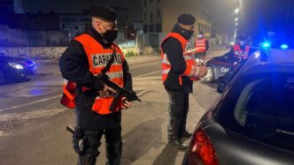 Controlli Serrati Dei Carabini