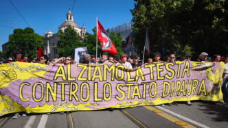Corteo A Roma Contro Il Decret