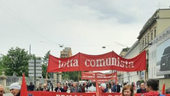 Corteo Per Il Primo Maggio A G