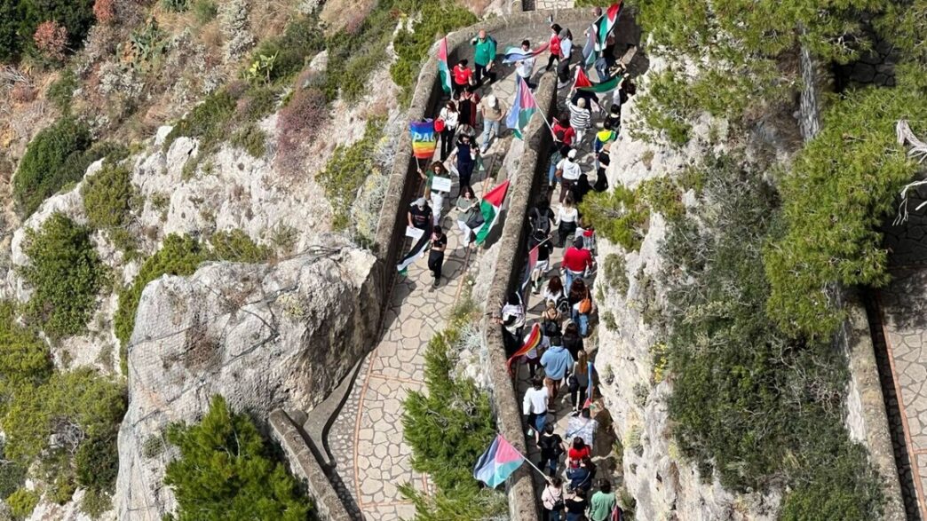 Corteo Silenzioso A Capri Per