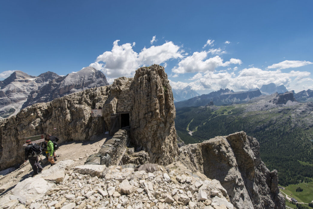 Cortina De28099Ampezzo Apre La Stag