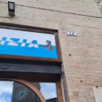 Denunciati A Macerata Due Candidati Stranieri Pizzicati A Barare Con Micro Auricolari Durante L’Esame Patente