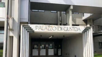 Divieti Di Avvicinamento E Bra