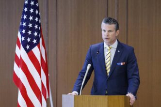 Donald Trump Sfida I Repubblic