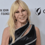 Donatella Versace Prende Le Distanze Dal Nuovo Hotel Vicino Alla Villa Di Miami Dove Fu Ucciso Gianni