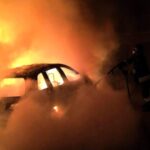 Due Auto Incendiate A Banchette D’ivrea In Via Della Torretta: Intervento Dei Vigili Del Fuoco Nella Notte