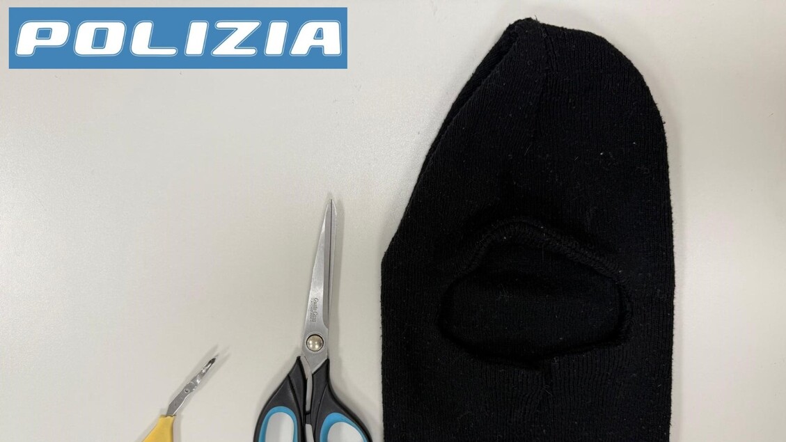 Due Giovani Fermati A San Marc