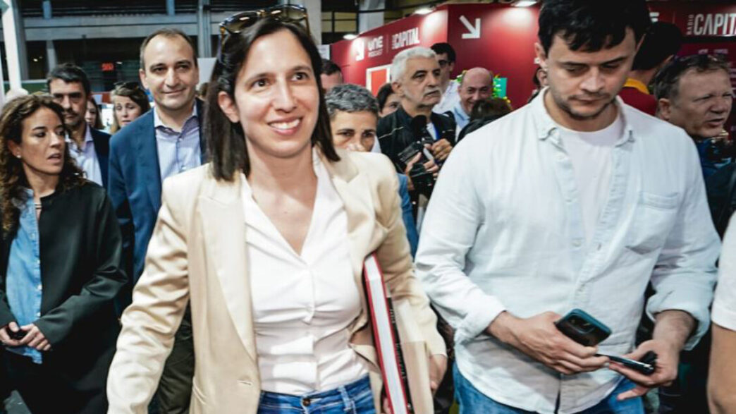 Elly Schlein Davanti Alla Rai