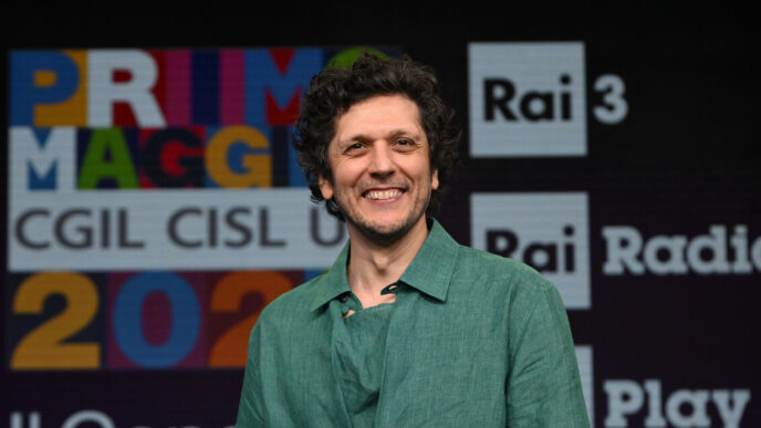 Ermal Meta Protagonista Dell27E