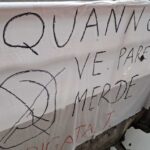 Esplosione E Danni Alla Porta Del Centro Sociale La Strada A Garbatella, A Roma