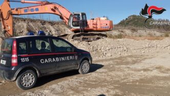Estrazione Abusiva Di Inerti D