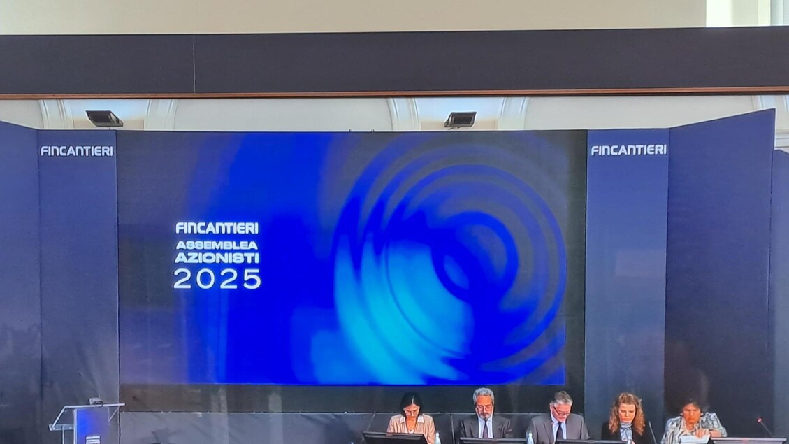 Fincantieri Punta A Navi A Zer
