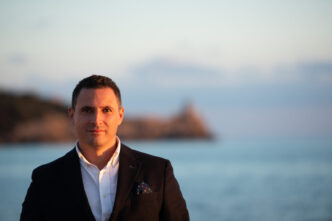 Gaeta Tra Ponti Di Primavera E