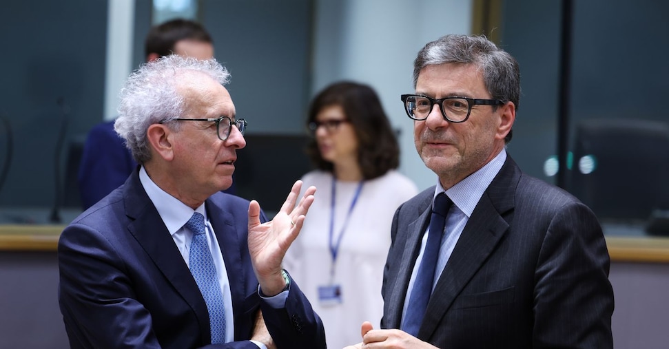 Giancarlo Giorgetti Sulle28099Uso D