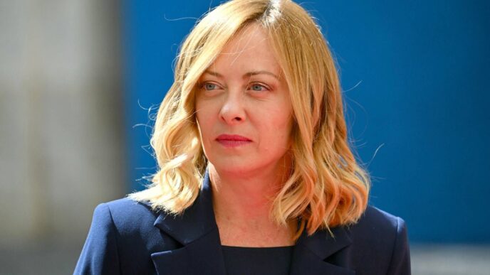 Giorgia Meloni A Samarcanda Pe