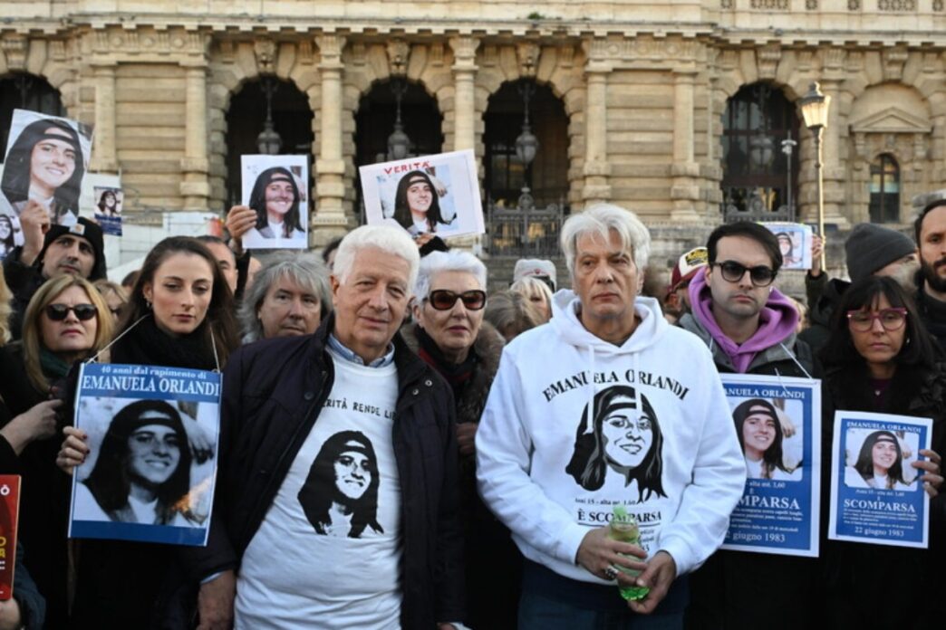Giornalista Della Commissione