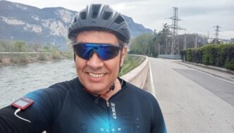 Giornalista E Editore Roberto