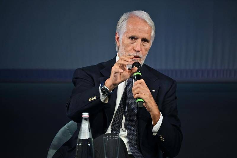 Giovanni Malagc3B2 Saluta La Pres