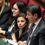 Giuseppe Conte Invita I Parlamentari A Un Momento Di Silenzio In Aula Per Le Vittime Di Gaza, Ma Meloni Resta Seduta