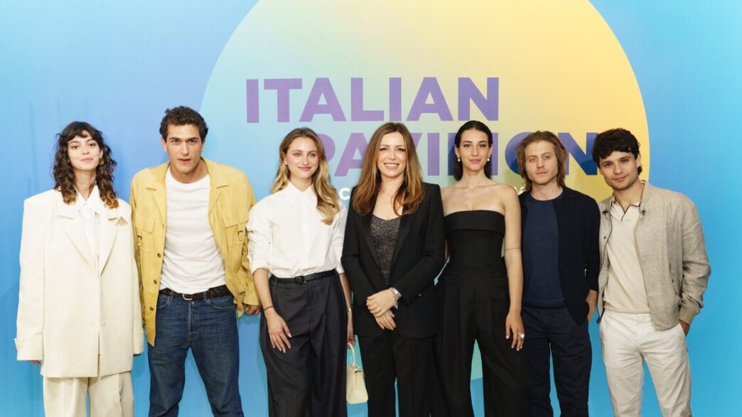 Grande Attenzione Ai Giovani A