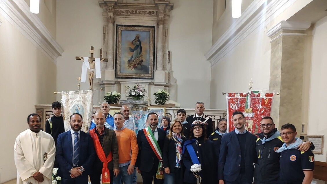 Grande Partecipazione Al Pelle