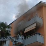Grave Incendio In Un Appartamento Di Pordenone: Uomo Ferito, Evacuati Sei Alloggi