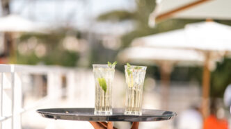 Il Cocktail Al Sambuco Accompa