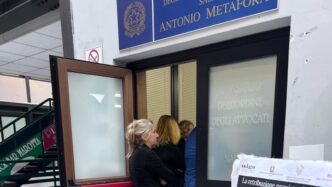 Il Confronto A Napoli Sulle Re