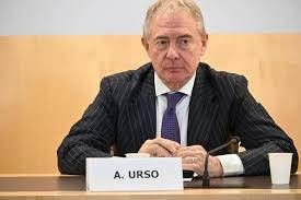 Il Governo Punta Su Competenze