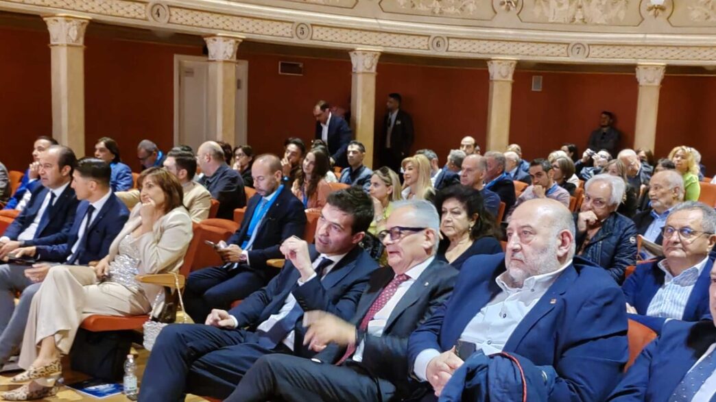 Il Presidente Acquaroli Sulle