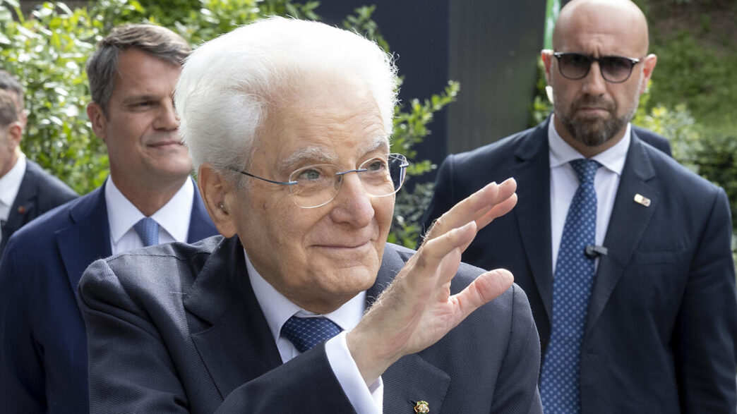 Il Presidente Mattarella3A Fond