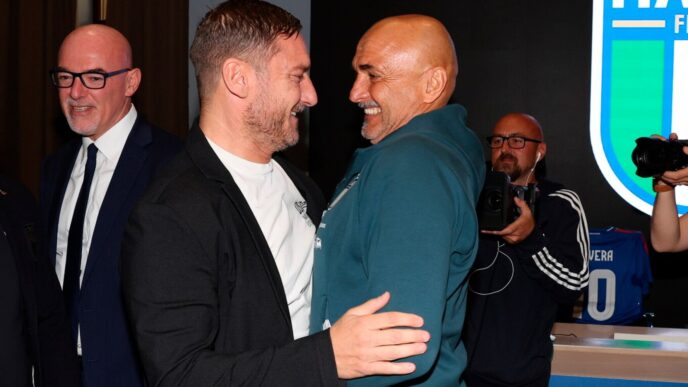 Il Rapporto Con Aurelio De Lau