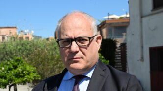 Il Sindaco Di Roma Presenta La